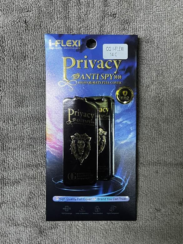 Privacy screen protector